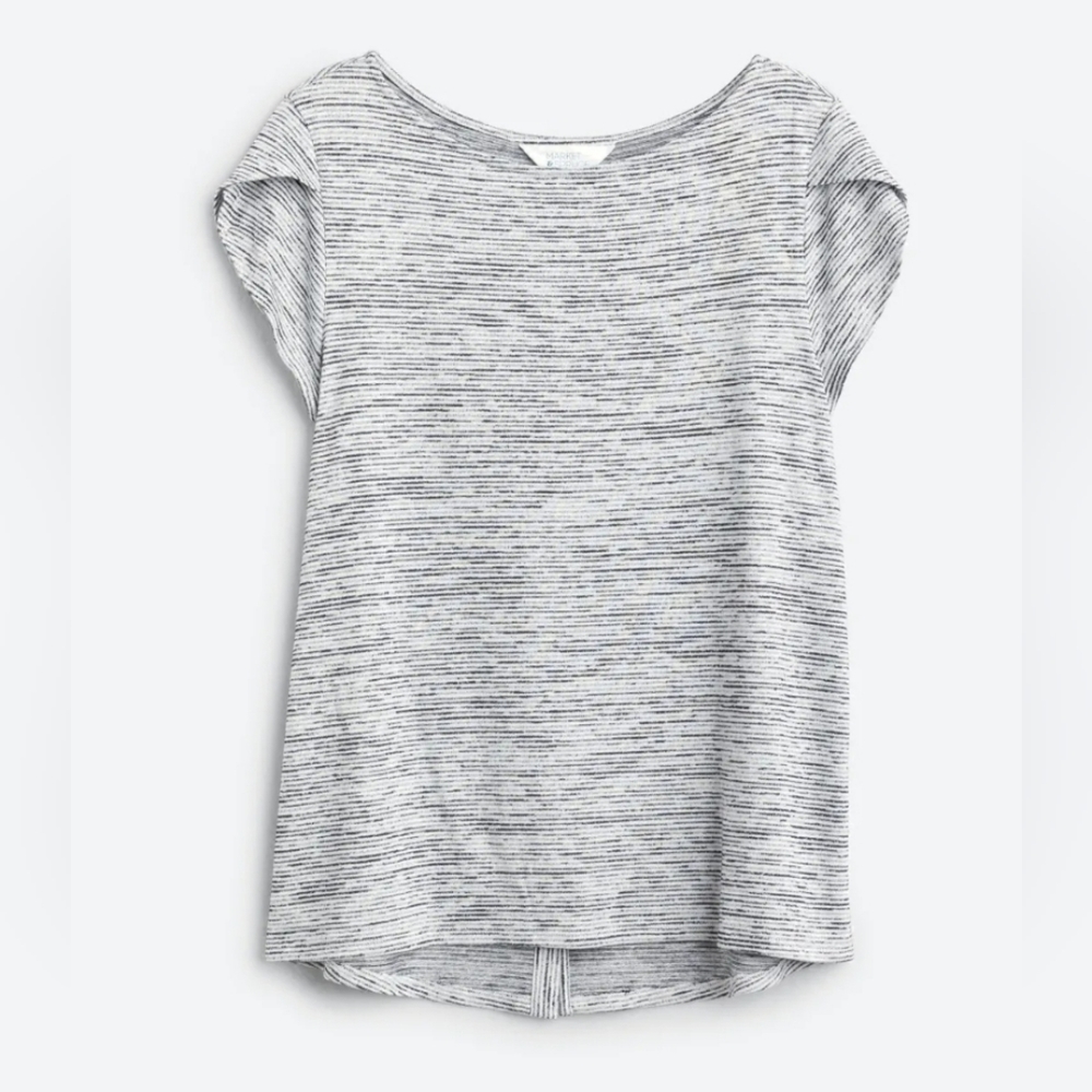 MARKET & SPRUCE Bravyan Button Back Detail Knit Top